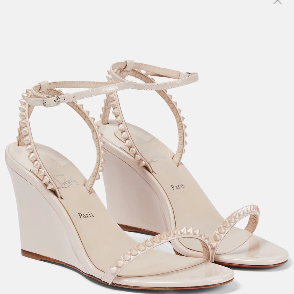 Christian Louboutin So Me Wedge Leche - 39